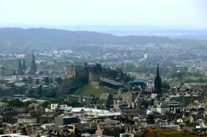 Edinburgh Letenky